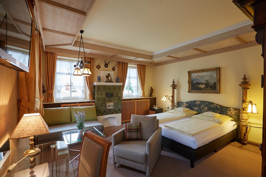 Hotel Edelweiss Garni Garmisch-Partenkirchen Bagian luar foto
